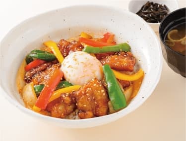 杜仲茶ポークの彩り豚カラ丼