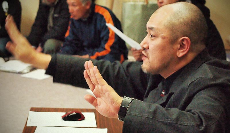 制作・演出を務める劇団「渡辺源四郎商店」店主の畑澤聖悟氏