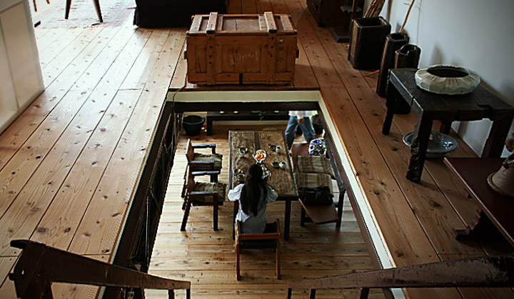 ドラぷら | 未知の細道 ～美しき未完成の家へようこそ！ 木工作家と